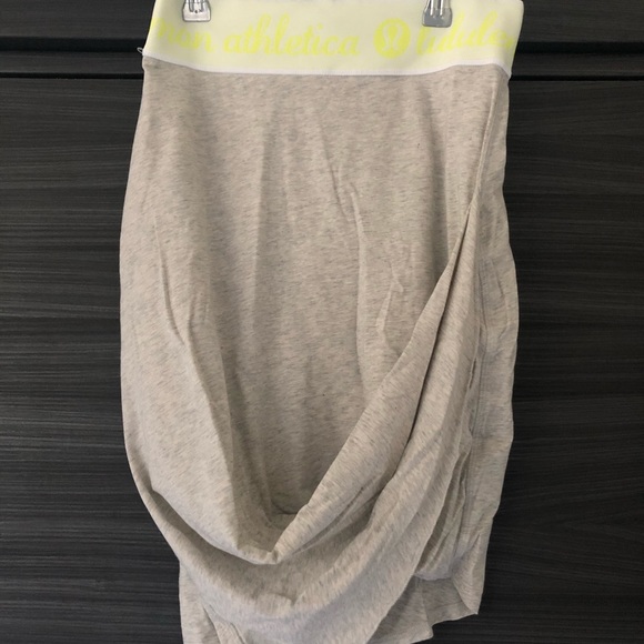 Lululemon Gray asymmetric wrap skirt size 6 - Picture 2 of 5